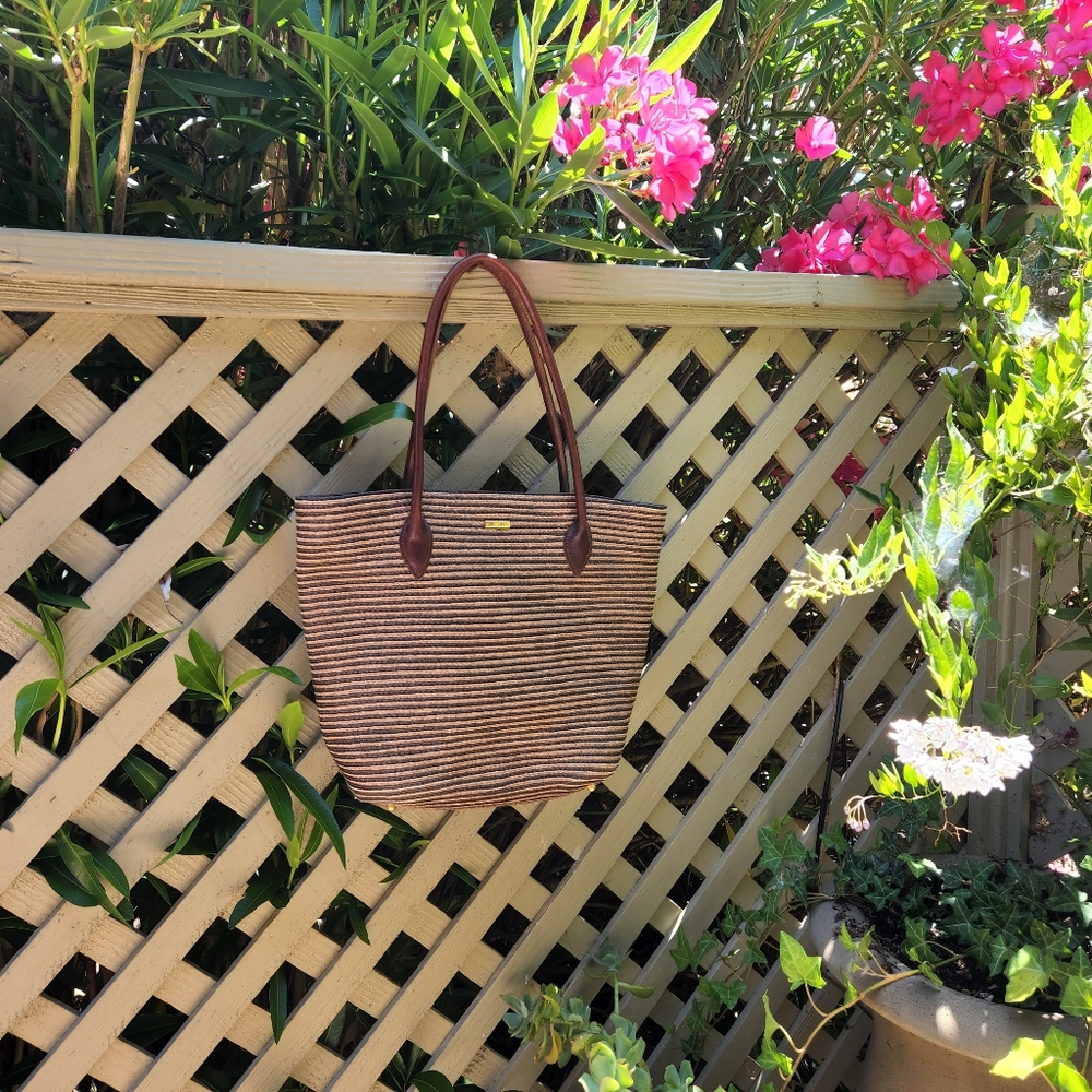 Eric Javits Tote Shoulder bag.